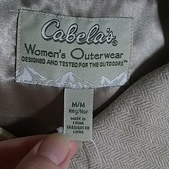 Cabela's - Picture 3 of 3